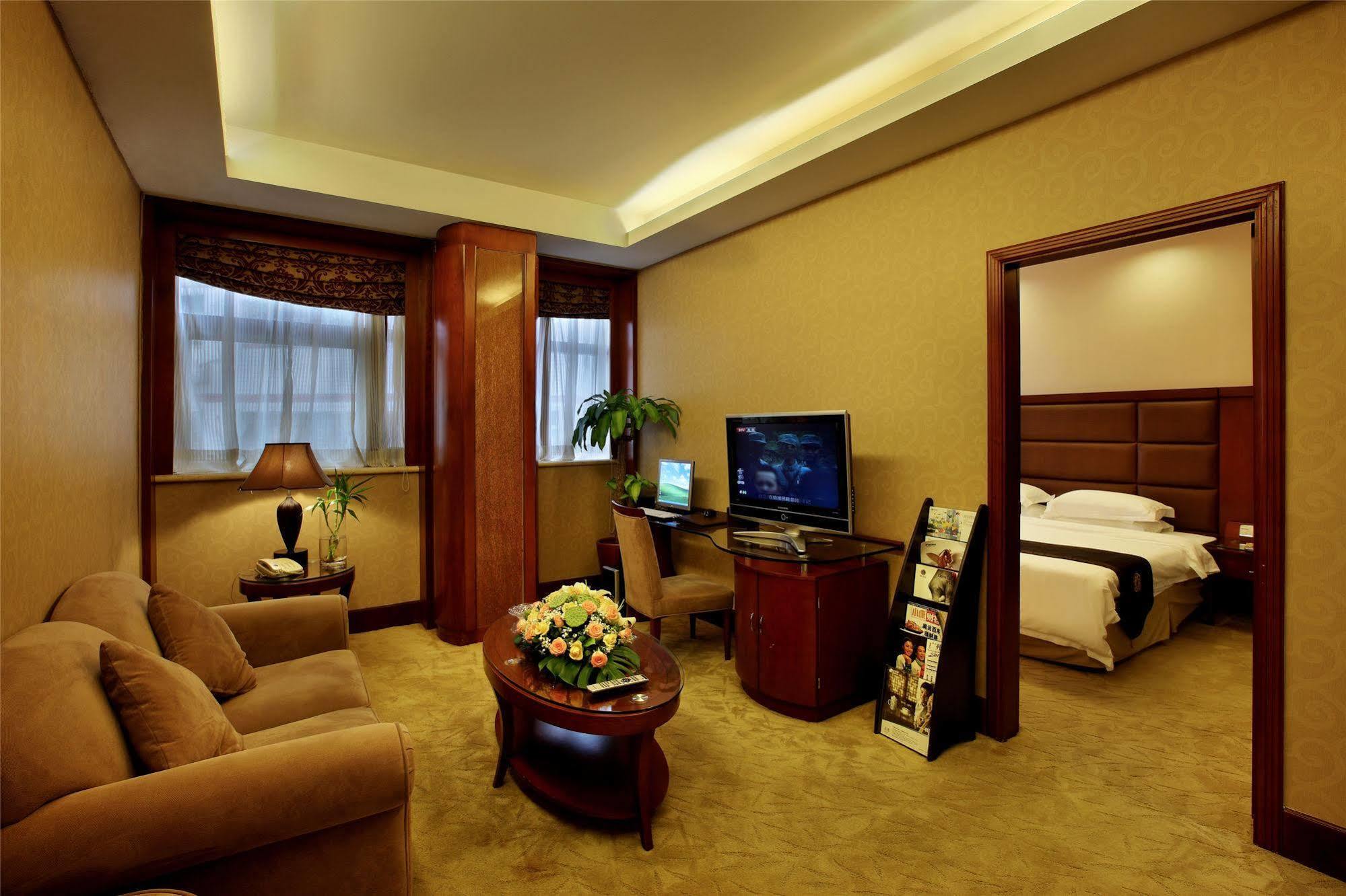 Shenzhen Luohu Hongfeng Hotel Екстер'єр фото