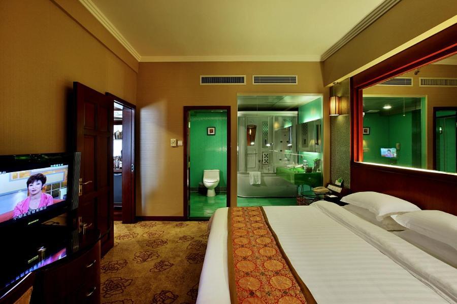 Shenzhen Luohu Hongfeng Hotel Екстер'єр фото