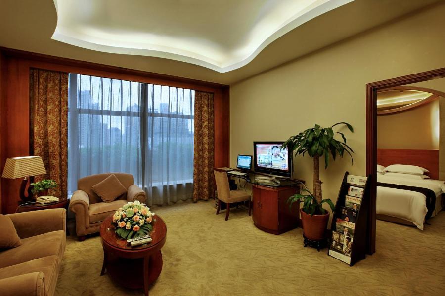 Shenzhen Luohu Hongfeng Hotel Екстер'єр фото